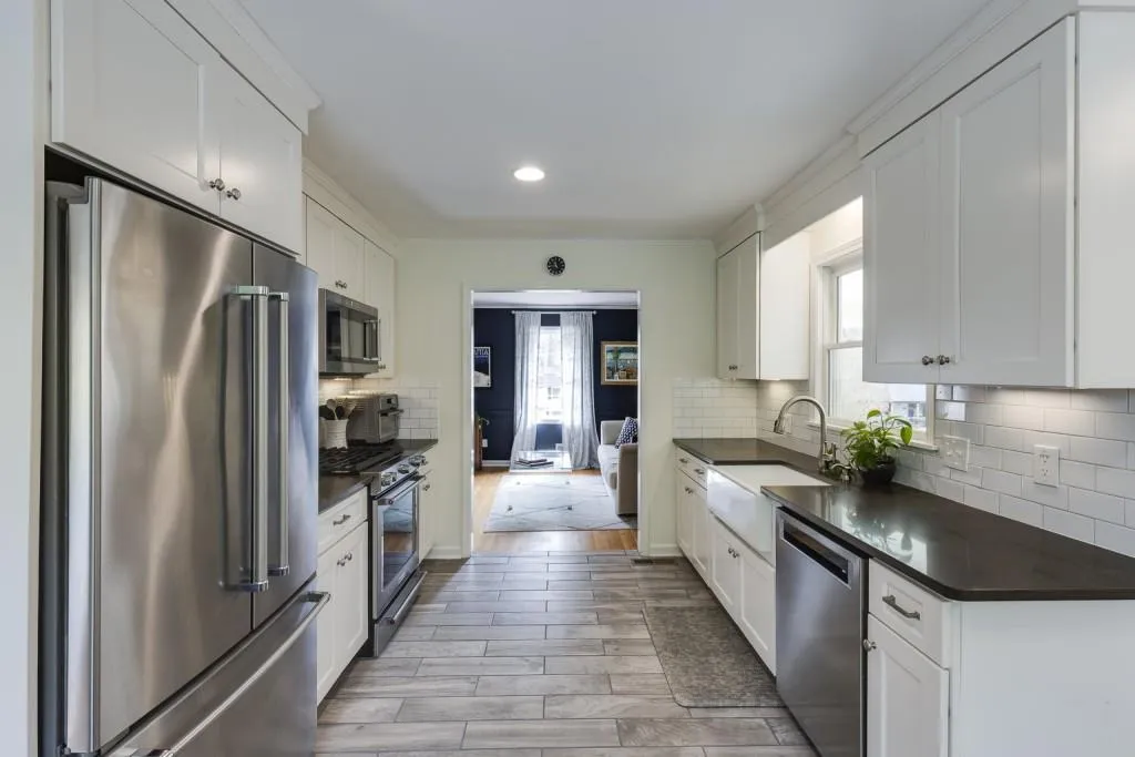 18 Brandon Ridge Drive, Sandy Springs, Georgia 30328, 3 Bedrooms Bedrooms, ,2 BathroomsBathrooms,Residential,Sold,18 Brandon Ridge Drive,7530486