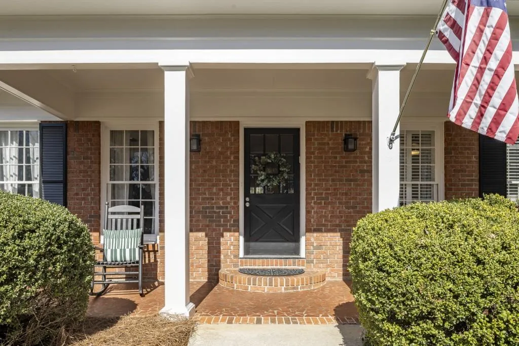 18 Brandon Ridge Drive, Sandy Springs, Georgia 30328, 3 Bedrooms Bedrooms, ,2 BathroomsBathrooms,Residential,Sold,18 Brandon Ridge Drive,7530486