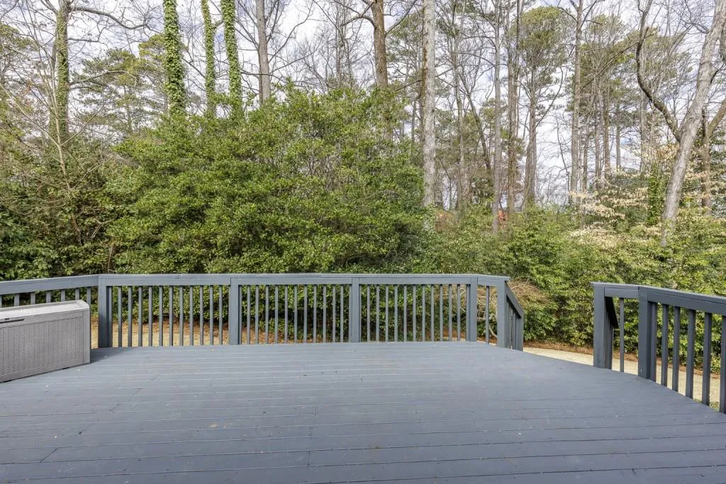 18 Brandon Ridge Drive, Sandy Springs, Georgia 30328, 3 Bedrooms Bedrooms, ,2 BathroomsBathrooms,Residential,Sold,18 Brandon Ridge Drive,7530486