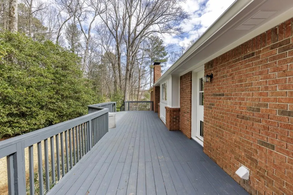 18 Brandon Ridge Drive, Sandy Springs, Georgia 30328, 3 Bedrooms Bedrooms, ,2 BathroomsBathrooms,Residential,Sold,18 Brandon Ridge Drive,7530486