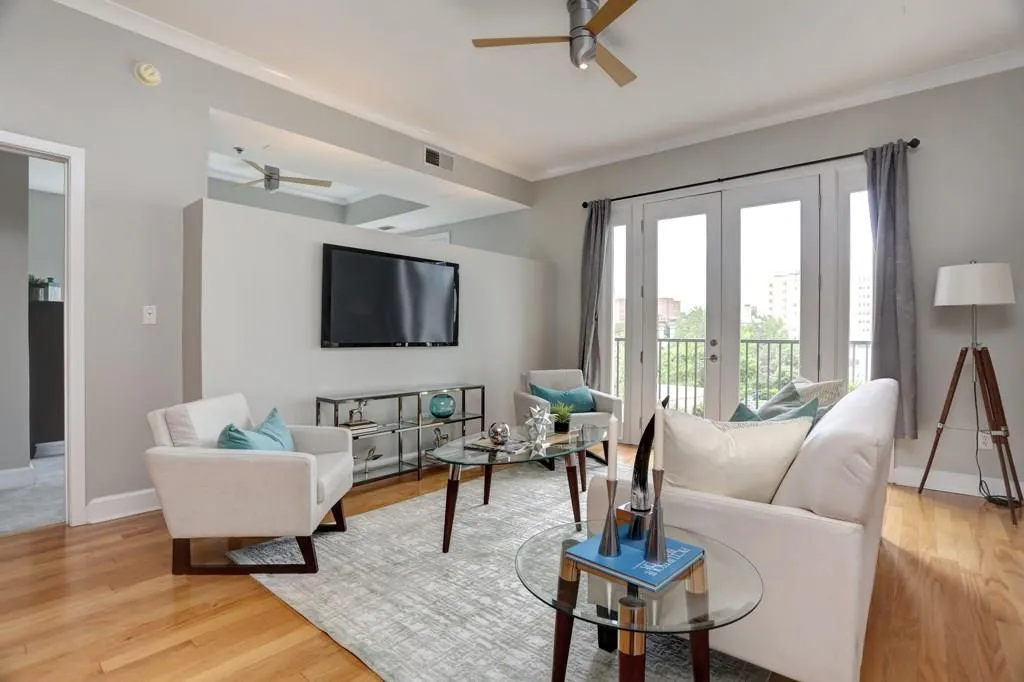2255 Peachtree Road Ne Unit 629, Atlanta, Georgia 30309, 2 Bedrooms Bedrooms, ,2 BathroomsBathrooms,Residential,Sold,2255 Peachtree Road Ne Unit 629,6002811