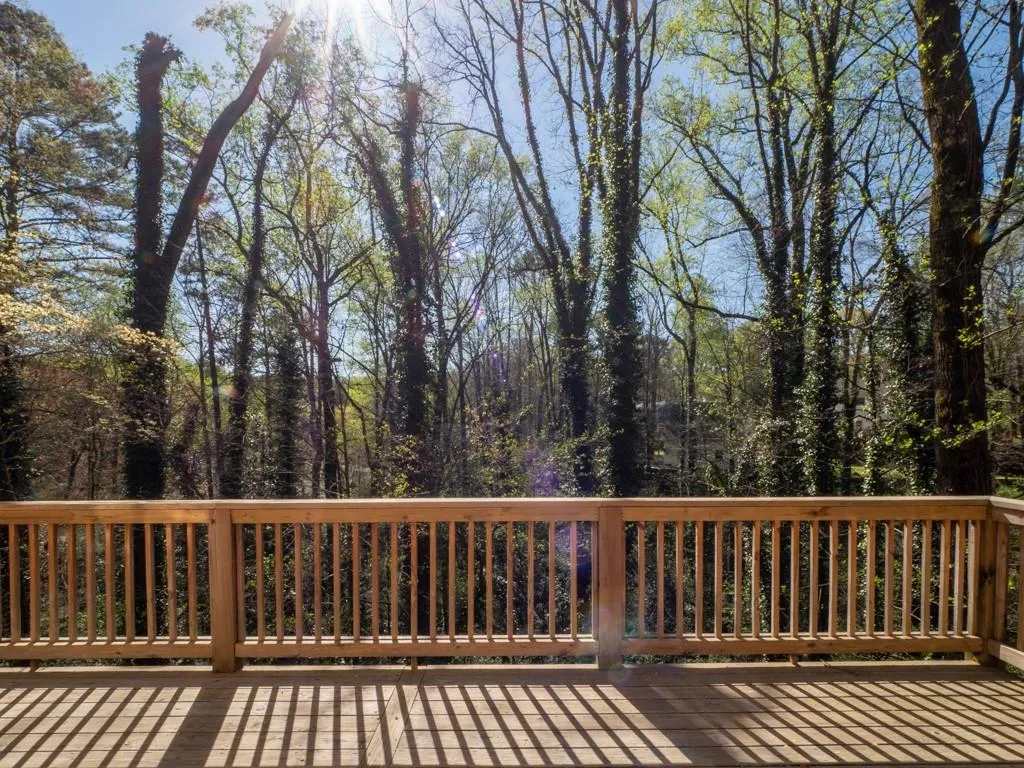 230 N Mill Road, Atlanta, Georgia 30328, 4 Bedrooms Bedrooms, ,3 BathroomsBathrooms,Residential,Sold,230 N Mill Road,6862991