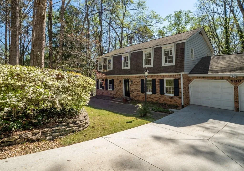 230 N Mill Road, Atlanta, Georgia 30328, 4 Bedrooms Bedrooms, ,3 BathroomsBathrooms,Residential,Sold,230 N Mill Road,6862991