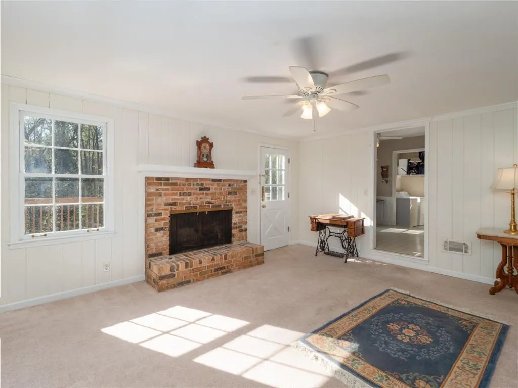 230 N Mill Road, Atlanta, Georgia 30328, 4 Bedrooms Bedrooms, ,3 BathroomsBathrooms,Residential,Sold,230 N Mill Road,6862991