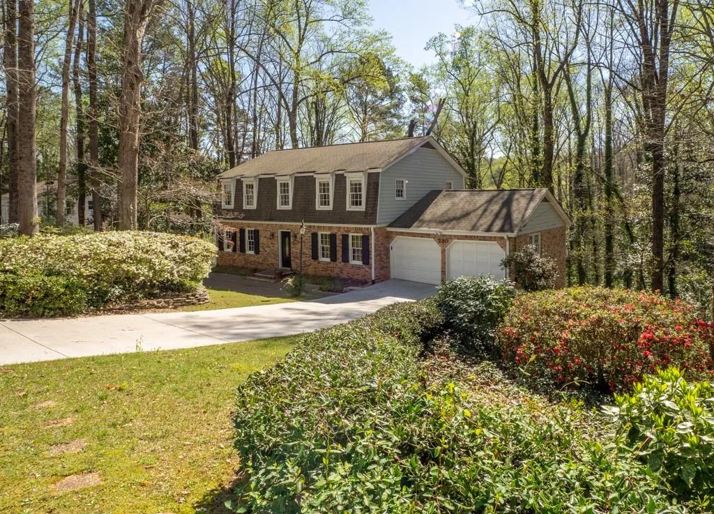 230 N Mill Road, Atlanta, Georgia 30328, 4 Bedrooms Bedrooms, ,3 BathroomsBathrooms,Residential,Sold,230 N Mill Road,6862991