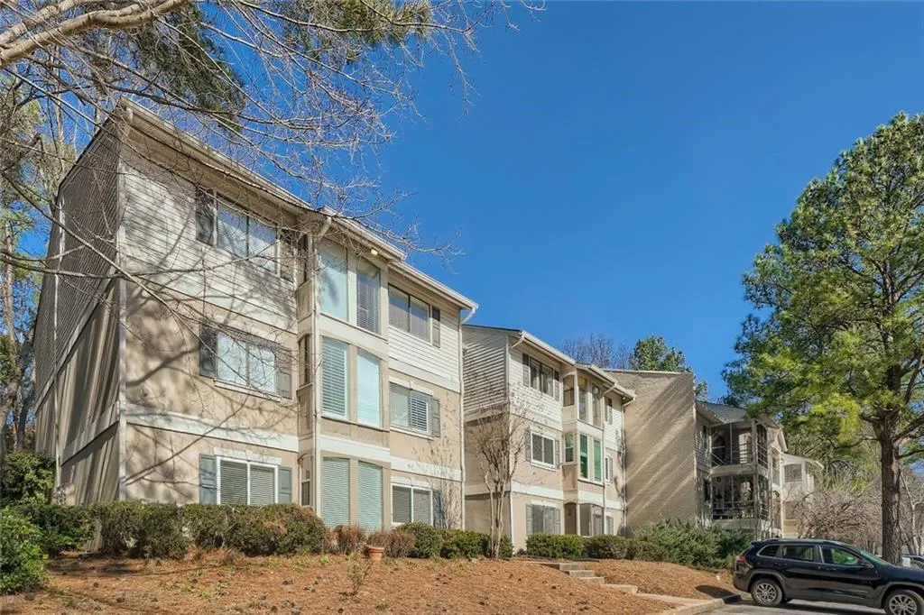3002 Wingate Way, Sandy Springs, Georgia 30350, 1 Bedroom Bedrooms, ,1 BathroomBathrooms,Residential,Sold,3002 Wingate Way,7000247