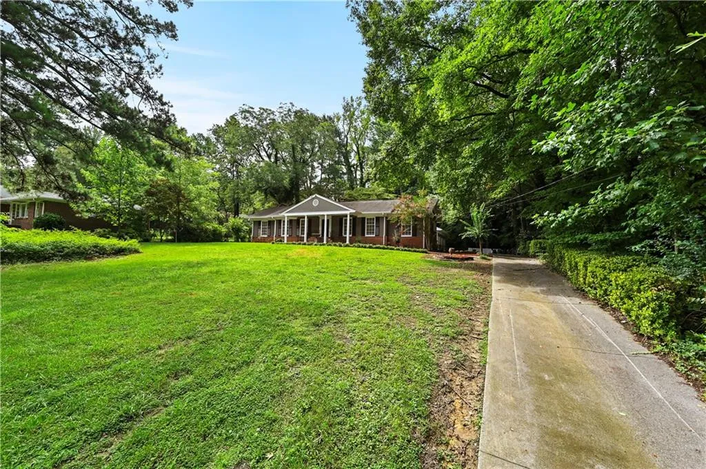 2698 Collier Drive Nw, Atlanta, Georgia 30318, 4 Bedrooms Bedrooms, ,3 BathroomsBathrooms,Residential,For Sale,2698 Collier Drive Nw,7631709