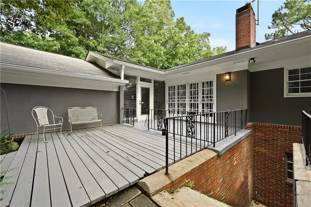 2698 Collier Drive Nw, Atlanta, Georgia 30318, 4 Bedrooms Bedrooms, ,3 BathroomsBathrooms,Residential,For Sale,2698 Collier Drive Nw,7631709