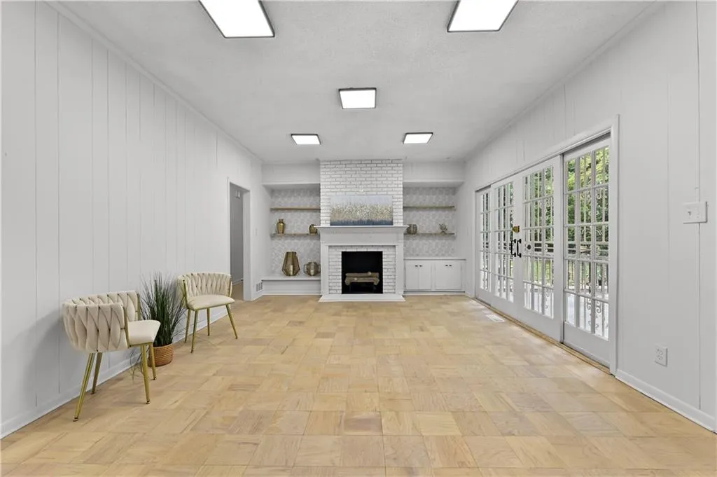 2698 Collier Drive Nw, Atlanta, Georgia 30318, 4 Bedrooms Bedrooms, ,3 BathroomsBathrooms,Residential,For Sale,2698 Collier Drive Nw,7631709