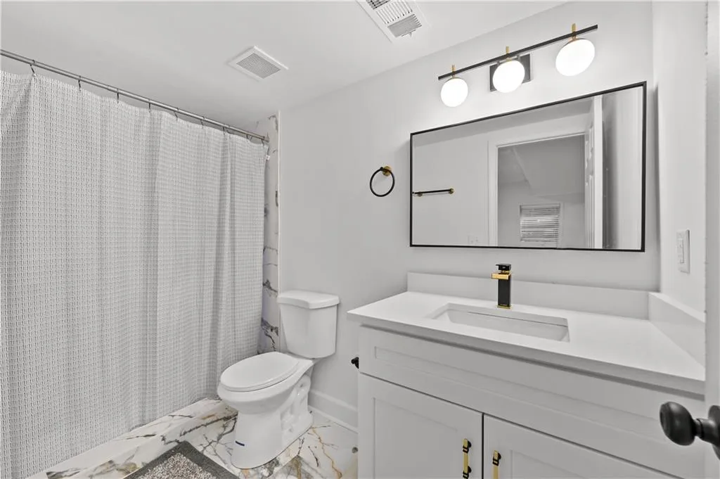 2698 Collier Drive Nw, Atlanta, Georgia 30318, 4 Bedrooms Bedrooms, ,3 BathroomsBathrooms,Residential,For Sale,2698 Collier Drive Nw,7631709