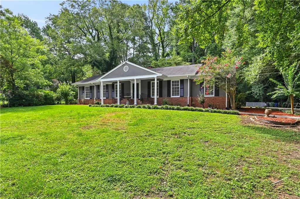2698 Collier Drive Nw, Atlanta, Georgia 30318, 4 Bedrooms Bedrooms, ,3 BathroomsBathrooms,Residential,For Sale,2698 Collier Drive Nw,7631709