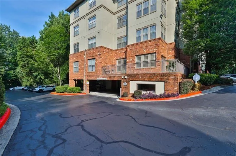 5559 Glenridge Drive Unit 1301, Sandy Springs, Georgia 30342, 2 Bedrooms Bedrooms, ,1 BathroomBathrooms,Residential,Sold,5559 Glenridge Drive Unit 1301,7177036