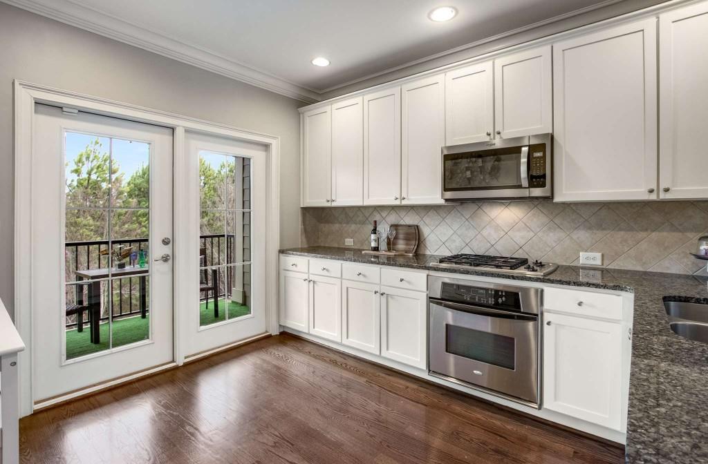 815 Perennial Drive, Sandy Springs, Georgia 30328, 3 Bedrooms Bedrooms, ,3 BathroomsBathrooms,Residential,Sold,815 Perennial Drive,7344893