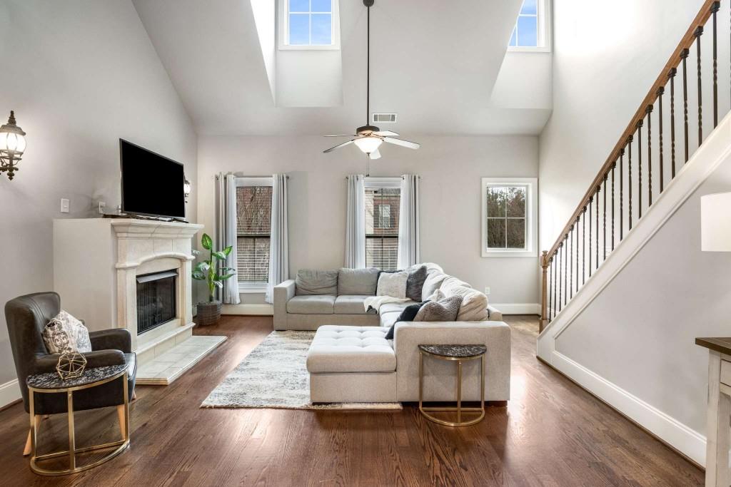 815 Perennial Drive, Sandy Springs, Georgia 30328, 3 Bedrooms Bedrooms, ,3 BathroomsBathrooms,Residential,Sold,815 Perennial Drive,7344893