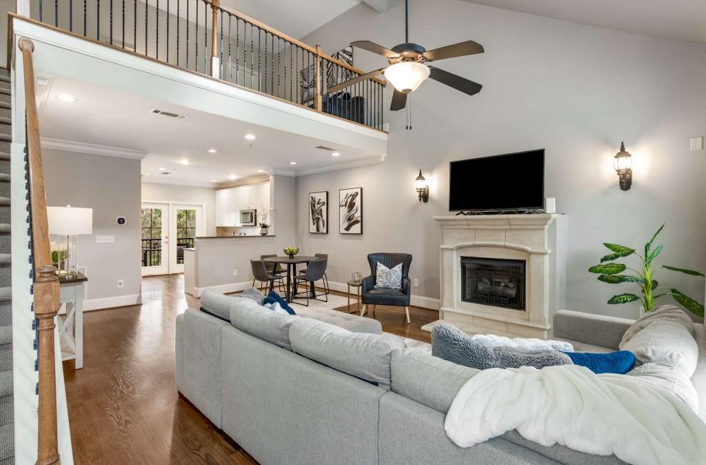 815 Perennial Drive, Sandy Springs, Georgia 30328, 3 Bedrooms Bedrooms, ,3 BathroomsBathrooms,Residential,Sold,815 Perennial Drive,7344893