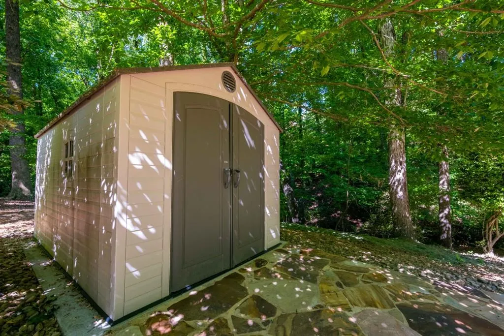 600 Bittersweet Trail, Sandy Springs, Georgia 30350, 5 Bedrooms Bedrooms, ,5 BathroomsBathrooms,Residential,Sold,600 Bittersweet Trail,7051310