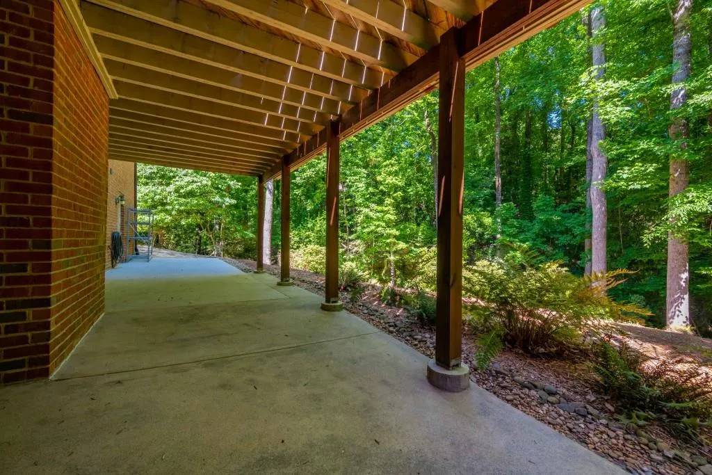 600 Bittersweet Trail, Sandy Springs, Georgia 30350, 5 Bedrooms Bedrooms, ,5 BathroomsBathrooms,Residential,Sold,600 Bittersweet Trail,7051310