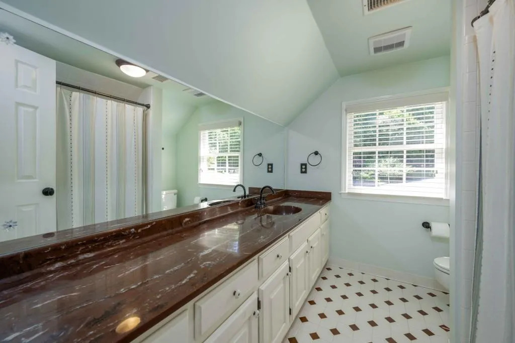 600 Bittersweet Trail, Sandy Springs, Georgia 30350, 5 Bedrooms Bedrooms, ,5 BathroomsBathrooms,Residential,Sold,600 Bittersweet Trail,7051310