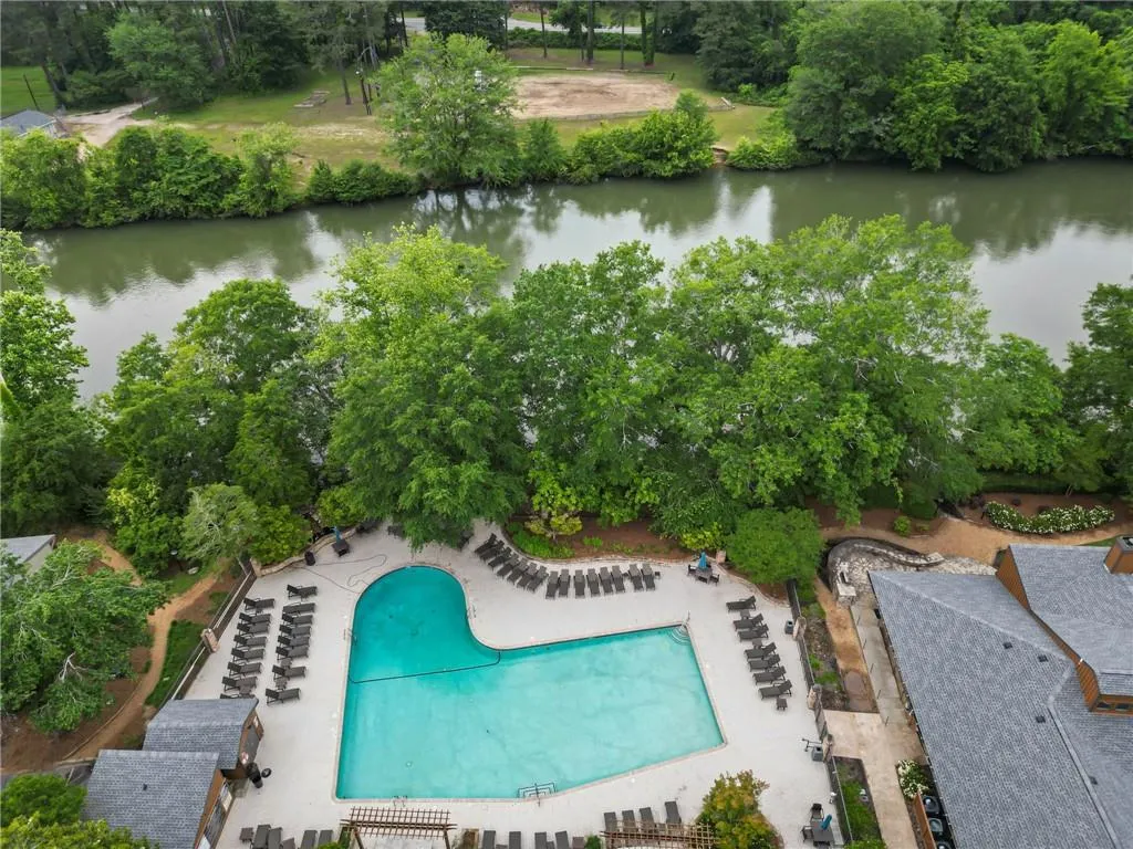 1606 Queen Anne Court, Sandy Springs, Georgia 30350, 2 Bedrooms Bedrooms, ,2 BathroomsBathrooms,Residential,Sold,1606 Queen Anne Court,7222514