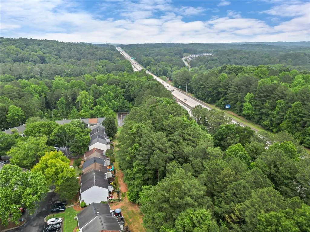 1606 Queen Anne Court, Sandy Springs, Georgia 30350, 2 Bedrooms Bedrooms, ,2 BathroomsBathrooms,Residential,Sold,1606 Queen Anne Court,7222514