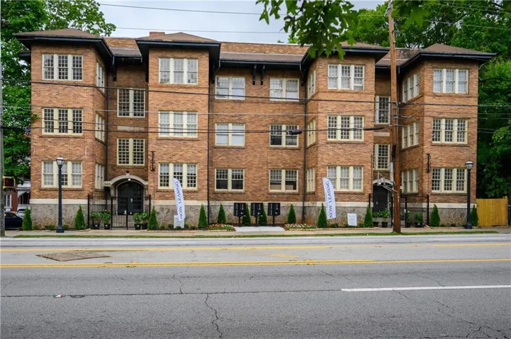 360 Ponce De Leon Avenue Ne Unit 4, Atlanta, Georgia 30308