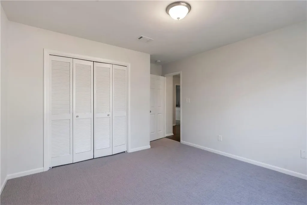 225 Mark Trail, Sandy Springs, Georgia 30328, 5 Bedrooms Bedrooms, ,3 BathroomsBathrooms,Residential,Sold,225 Mark Trail,6695852