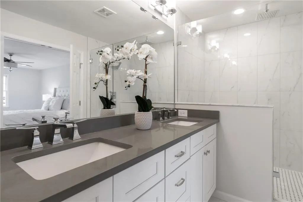 225 Mark Trail, Sandy Springs, Georgia 30328, 5 Bedrooms Bedrooms, ,3 BathroomsBathrooms,Residential,Sold,225 Mark Trail,6695852