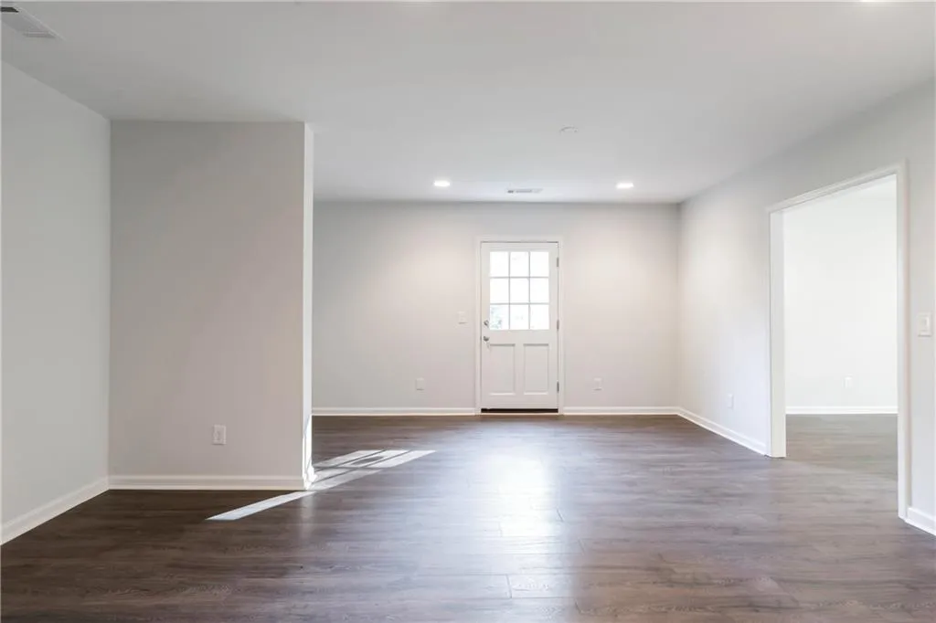 225 Mark Trail, Sandy Springs, Georgia 30328, 5 Bedrooms Bedrooms, ,3 BathroomsBathrooms,Residential,Sold,225 Mark Trail,6695852