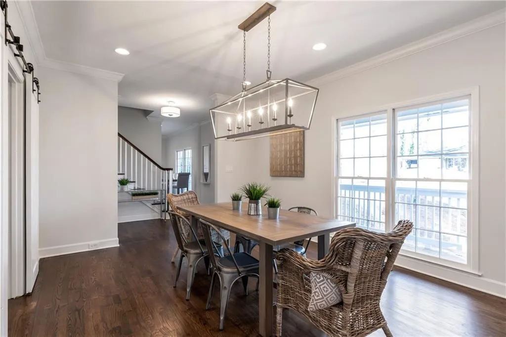 225 Mark Trail, Sandy Springs, Georgia 30328, 5 Bedrooms Bedrooms, ,3 BathroomsBathrooms,Residential,Sold,225 Mark Trail,6695852