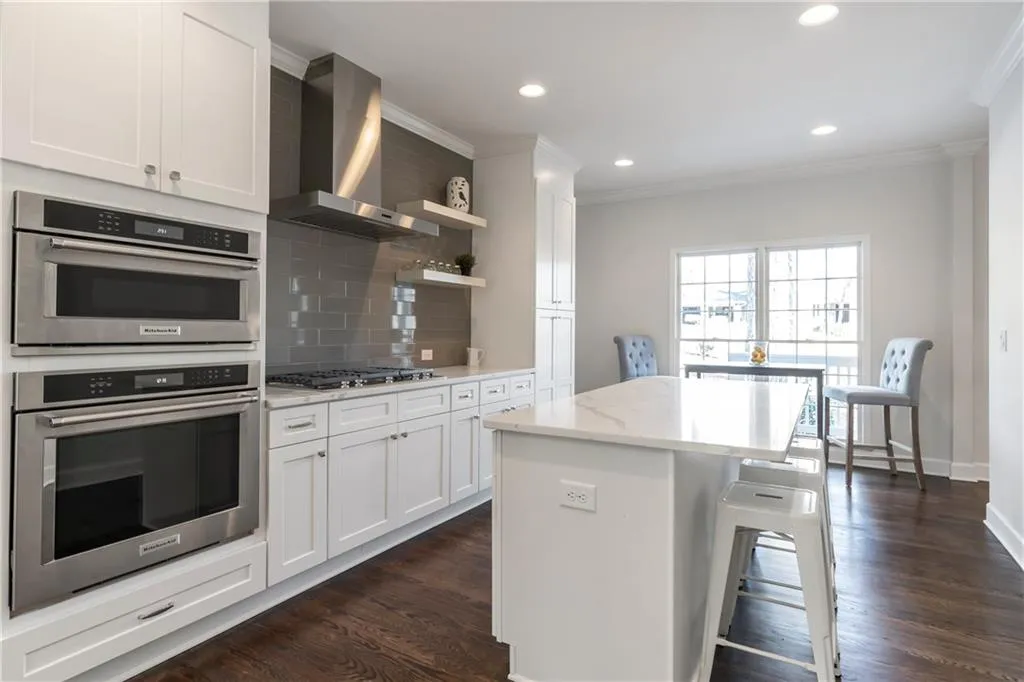 225 Mark Trail, Sandy Springs, Georgia 30328, 5 Bedrooms Bedrooms, ,3 BathroomsBathrooms,Residential,Sold,225 Mark Trail,6695852