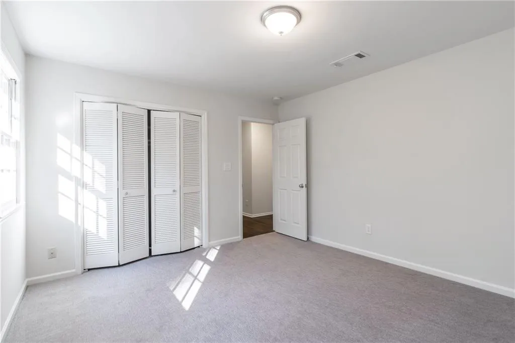 225 Mark Trail, Sandy Springs, Georgia 30328, 5 Bedrooms Bedrooms, ,3 BathroomsBathrooms,Residential,Sold,225 Mark Trail,6695852