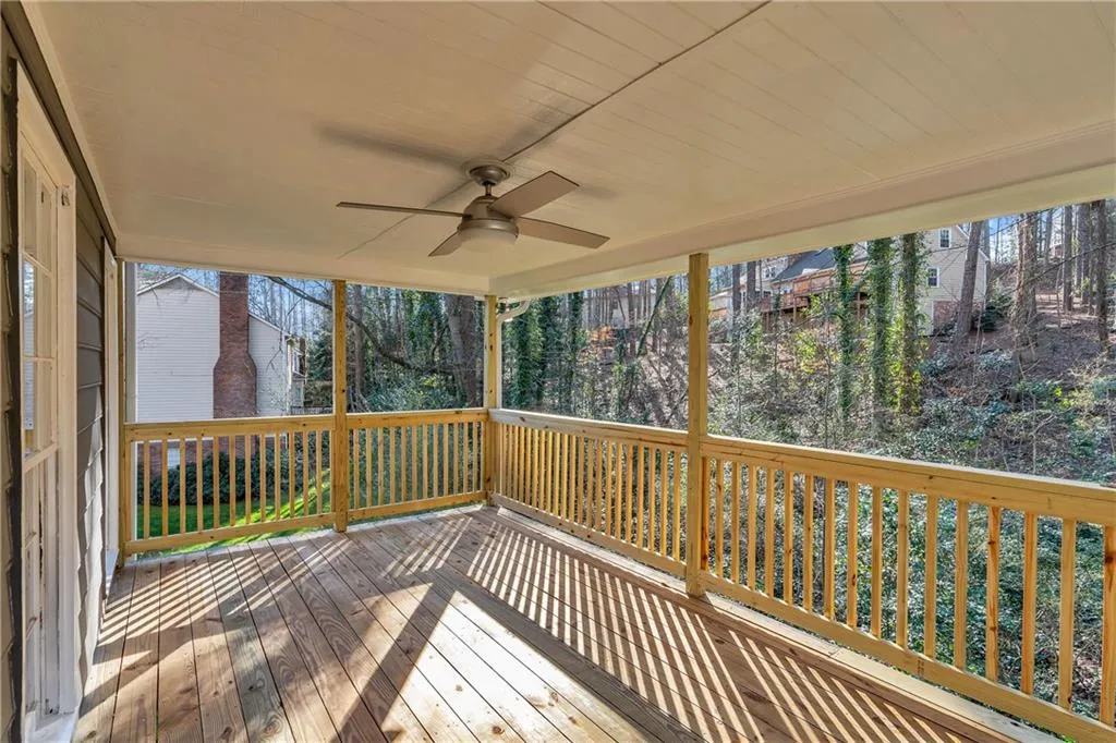 225 Mark Trail, Sandy Springs, Georgia 30328, 5 Bedrooms Bedrooms, ,3 BathroomsBathrooms,Residential,Sold,225 Mark Trail,6695852