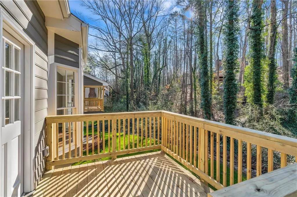 225 Mark Trail, Sandy Springs, Georgia 30328, 5 Bedrooms Bedrooms, ,3 BathroomsBathrooms,Residential,Sold,225 Mark Trail,6695852