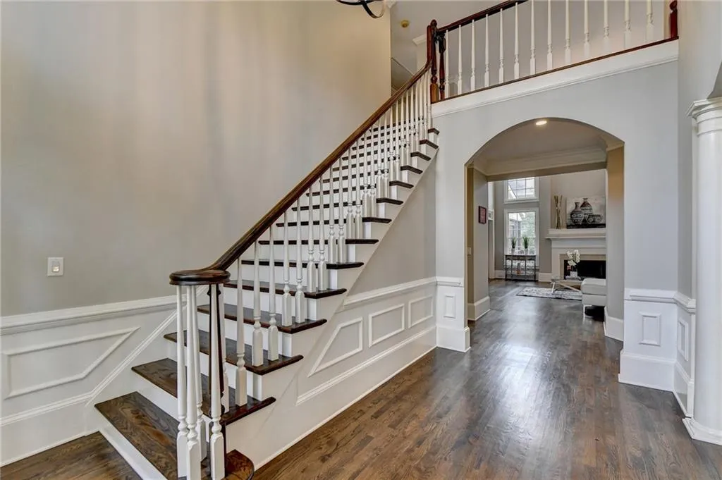 235 Grosvenor Place, Sandy Springs, Georgia 30328, 3 Bedrooms Bedrooms, ,3 BathroomsBathrooms,Residential,Sold,235 Grosvenor Place,7241860