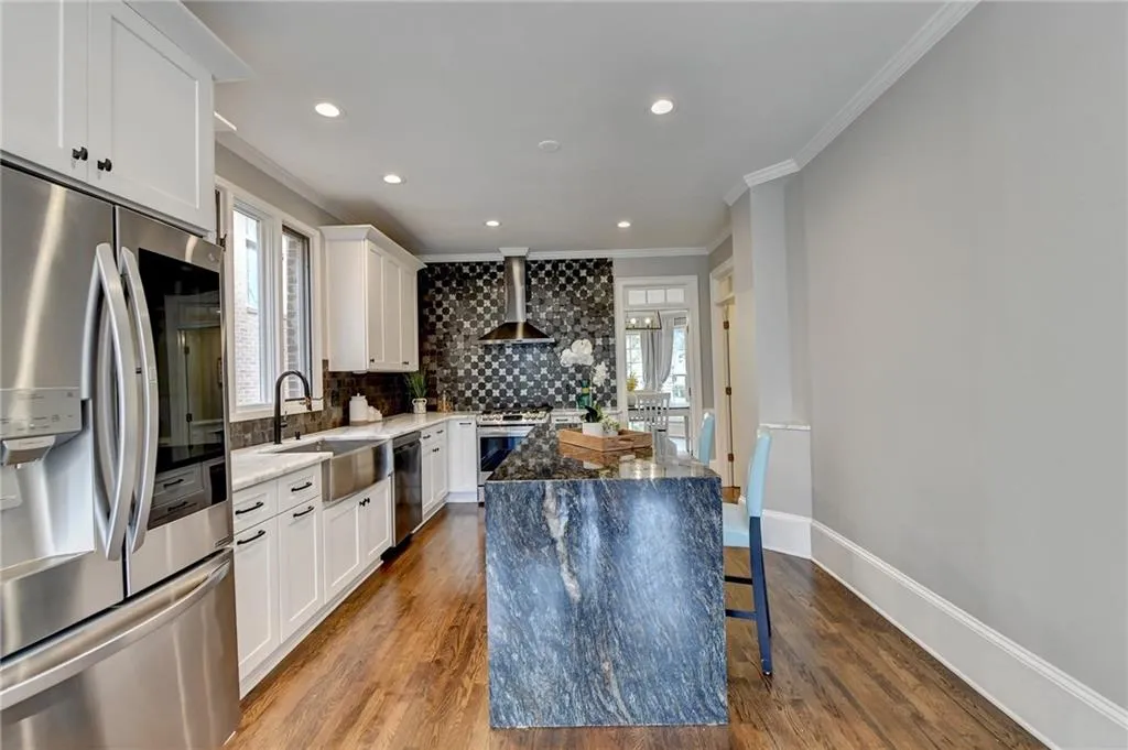 235 Grosvenor Place, Sandy Springs, Georgia 30328, 3 Bedrooms Bedrooms, ,3 BathroomsBathrooms,Residential,Sold,235 Grosvenor Place,7241860