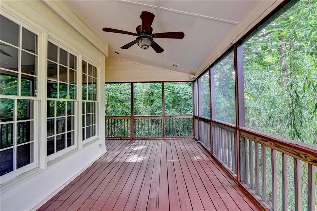 235 Grosvenor Place, Sandy Springs, Georgia 30328, 3 Bedrooms Bedrooms, ,3 BathroomsBathrooms,Residential,Sold,235 Grosvenor Place,7241860