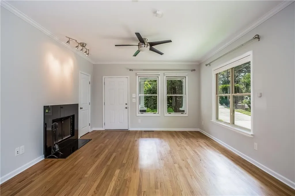 1728 Ridgeway Avenue Nw, Atlanta, Georgia 30318, 2 Bedrooms Bedrooms, ,2 BathroomsBathrooms,Residential,Sold,1728 Ridgeway Avenue Nw,5732475