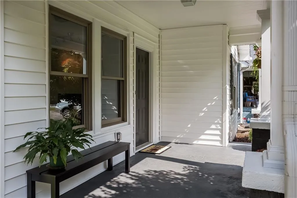 1728 Ridgeway Avenue Nw, Atlanta, Georgia 30318, 2 Bedrooms Bedrooms, ,2 BathroomsBathrooms,Residential,Sold,1728 Ridgeway Avenue Nw,5732475