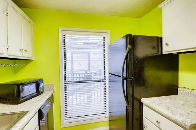 403 River Run Drive Unit 403, Sandy Springs, Georgia 30350, 1 Bedroom Bedrooms, ,1 BathroomBathrooms,Residential,Sold,403 River Run Drive Unit 403,6015237