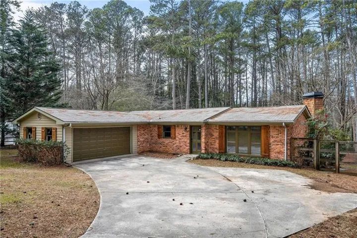 2468 Ridgeway Drive, Atlanta, Georgia 30360