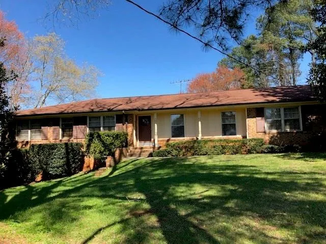 6105 Glenridge Drive, Sandy Springs, Georgia 30328, 3 Bedrooms Bedrooms, ,3 BathroomsBathrooms,Residential,Sold,6105 Glenridge Drive,6098535