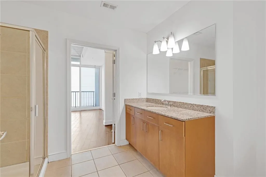 44 Peachtree Place Ne Unit 1924, Atlanta, Georgia 30309, 2 Bedrooms Bedrooms, ,2 BathroomsBathrooms,Residential,For Sale,44 Peachtree Place Ne Unit 1924,7623570