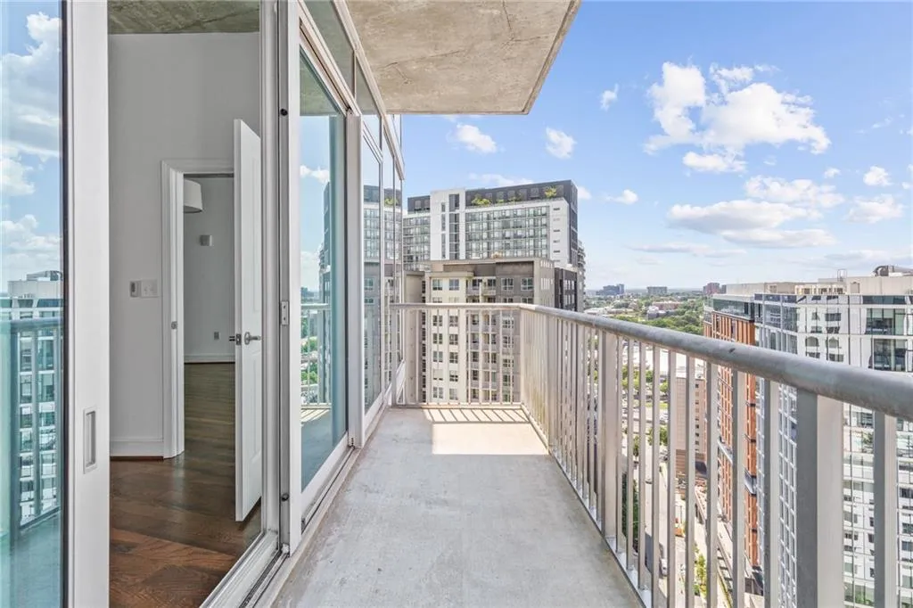 44 Peachtree Place Ne Unit 1924, Atlanta, Georgia 30309, 2 Bedrooms Bedrooms, ,2 BathroomsBathrooms,Residential,For Sale,44 Peachtree Place Ne Unit 1924,7623570