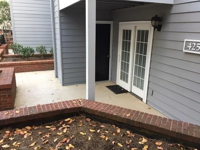 425 Granville Court Ne, Sandy Springs, Georgia 30328, 1 Bedroom Bedrooms, ,1 BathroomBathrooms,Residential,Sold,425 Granville Court Ne,5942159
