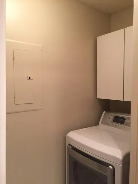 425 Granville Court Ne, Sandy Springs, Georgia 30328, 1 Bedroom Bedrooms, ,1 BathroomBathrooms,Residential,Sold,425 Granville Court Ne,5942159