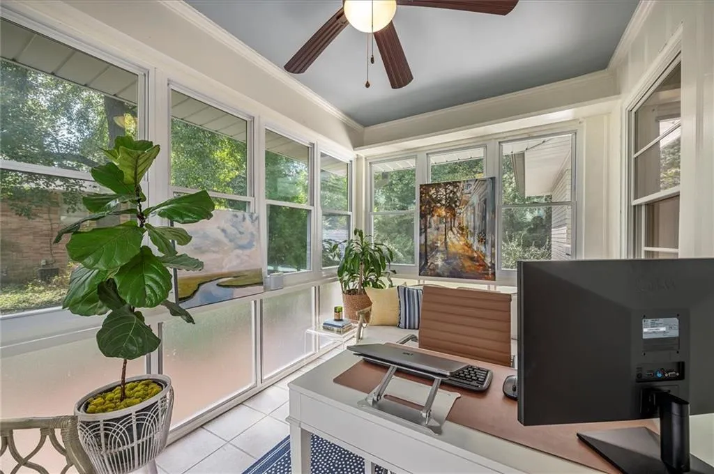 170 Johnson Ferry Road Nw, Sandy Springs, Georgia 30328, 3 Bedrooms Bedrooms, ,3 BathroomsBathrooms,Residential,Sold,170 Johnson Ferry Road Nw,6944405