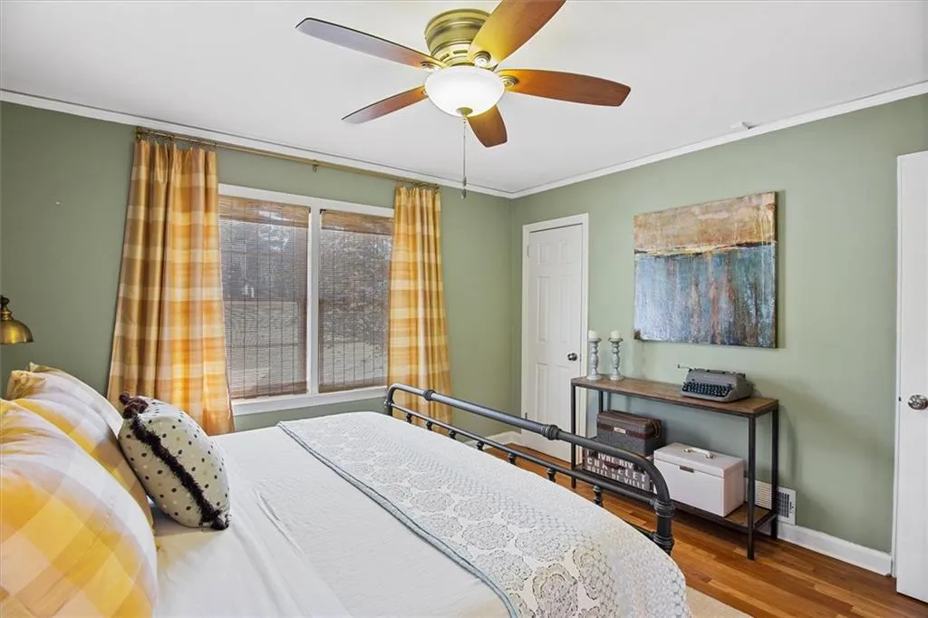 170 Johnson Ferry Road Nw, Sandy Springs, Georgia 30328, 3 Bedrooms Bedrooms, ,3 BathroomsBathrooms,Residential,Sold,170 Johnson Ferry Road Nw,6944405