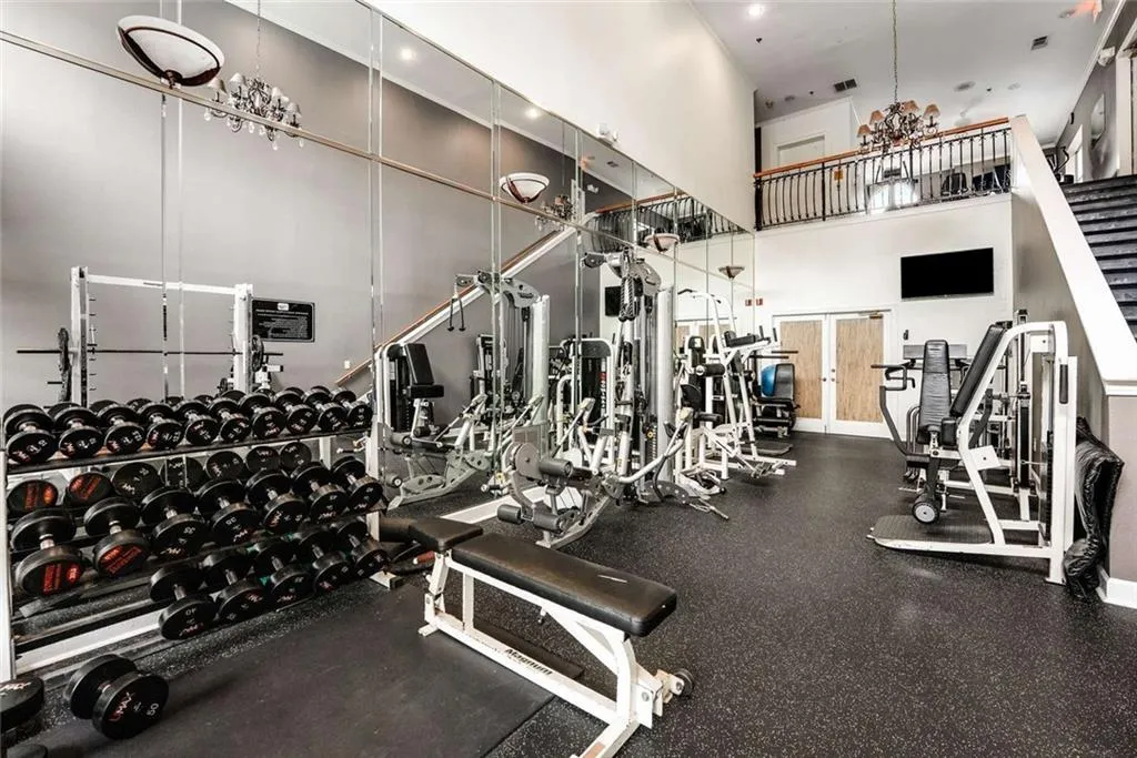 3777 Ne Peachtree Road Unit #1112, Brookhaven, Georgia 30319, 2 Bedrooms Bedrooms, ,2 BathroomsBathrooms,Residential,For Sale,3777 Ne Peachtree Road Unit #1112,7632640