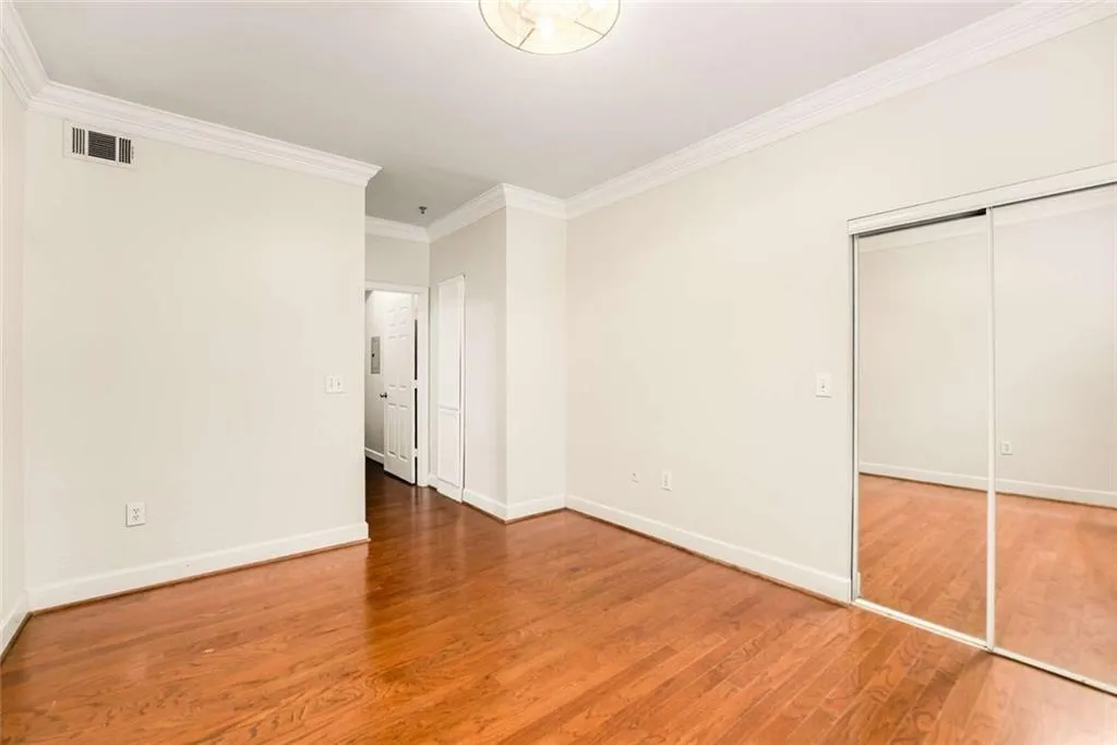 3777 Ne Peachtree Road Unit #1112, Brookhaven, Georgia 30319, 2 Bedrooms Bedrooms, ,2 BathroomsBathrooms,Residential,For Sale,3777 Ne Peachtree Road Unit #1112,7632640