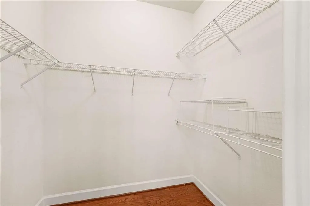 3777 Ne Peachtree Road Unit #1112, Brookhaven, Georgia 30319, 2 Bedrooms Bedrooms, ,2 BathroomsBathrooms,Residential,For Sale,3777 Ne Peachtree Road Unit #1112,7632640